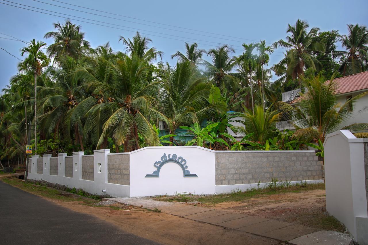 Luxury Villas Of Guruvāyūr Esterno foto