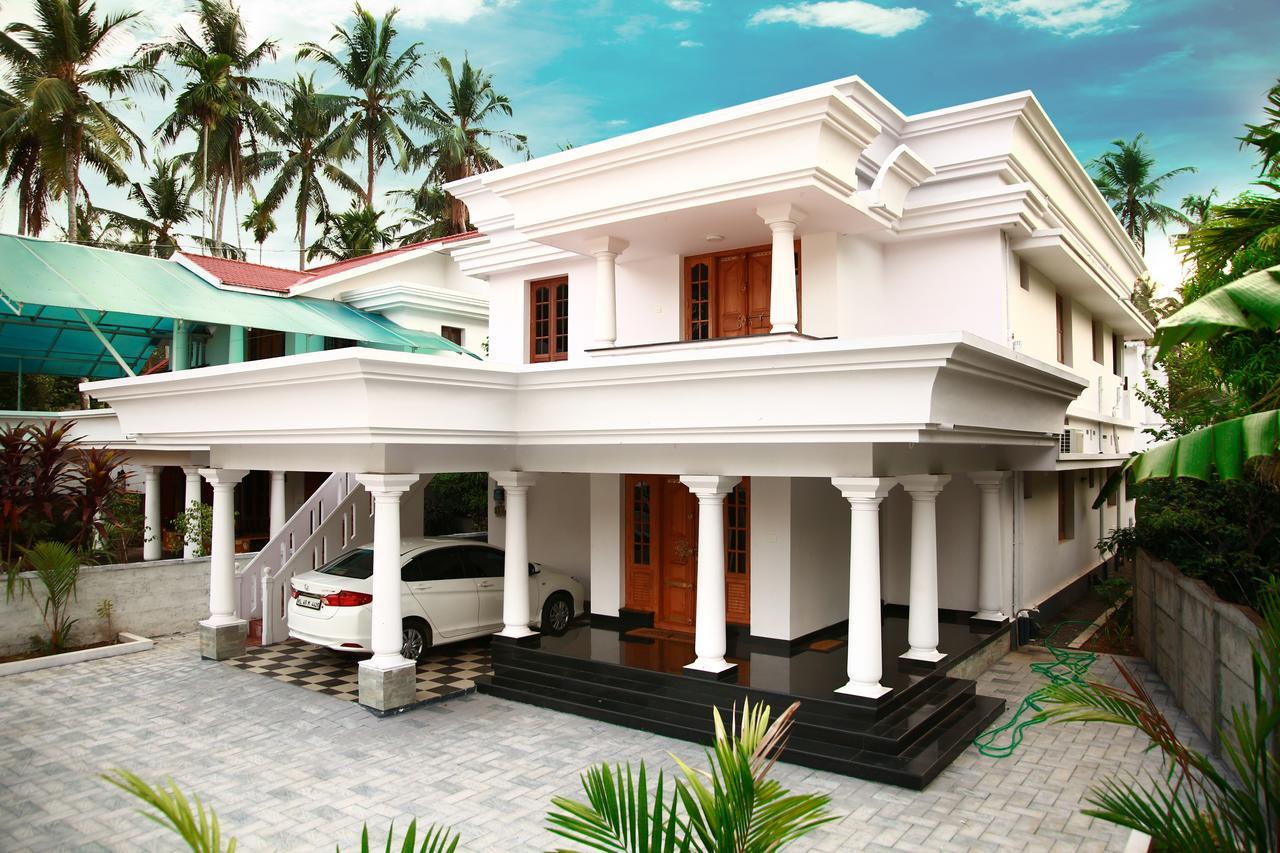 Luxury Villas Of Guruvāyūr Esterno foto